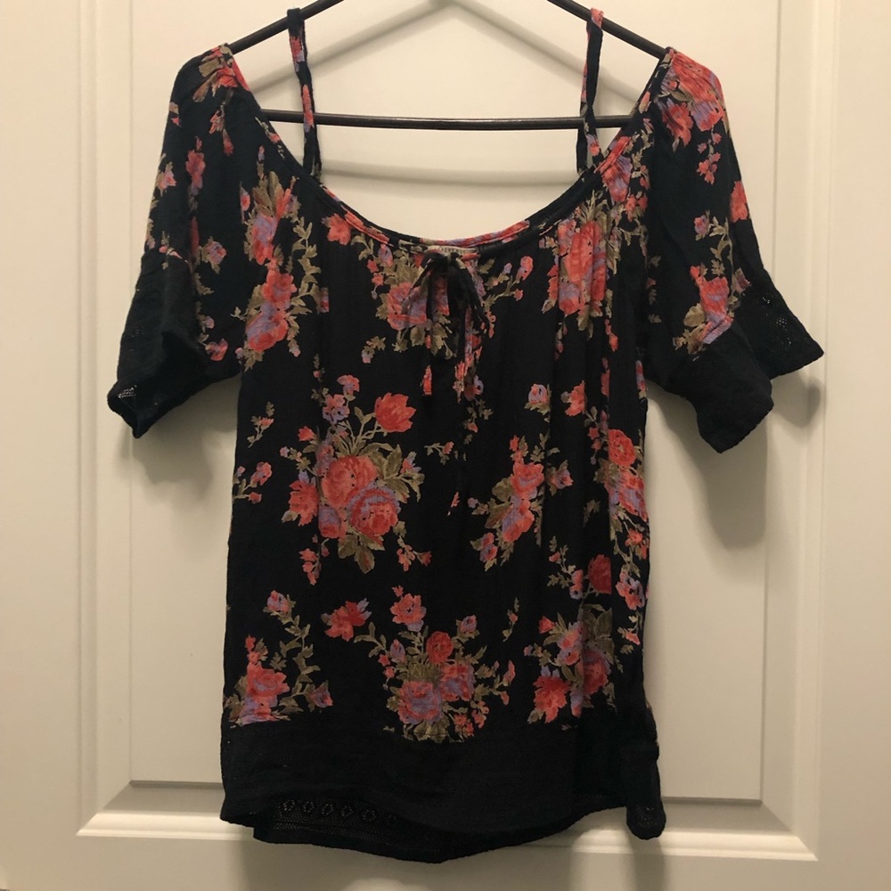 F21 Black Floral Boho Lace Crochet Top Small